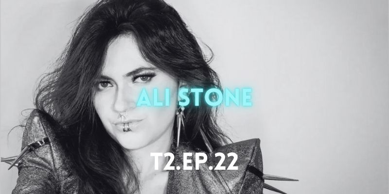 Ali Stone en podcast Charlatawn de Es Lo Mazzz