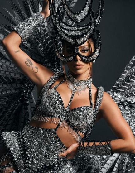 Anitta finaliza su gira "Pre Carnaval" por Brasil en Es Lo Mazzz