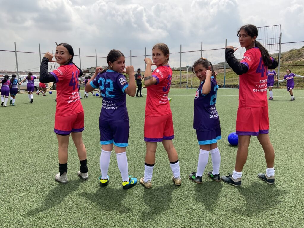 Campeonas de Sueños Bimbo en Es Lo Mazzz