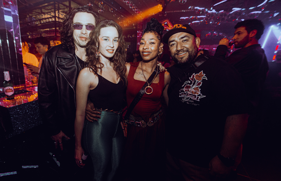 house of chiquita en es lo mazzzz