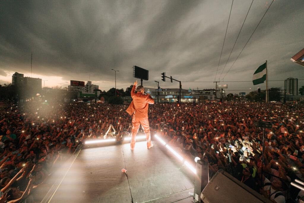 Pipe Bueno y Luis Vega en es lo mazzz