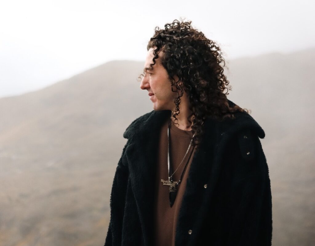 Julián cardona en es lo mazzz