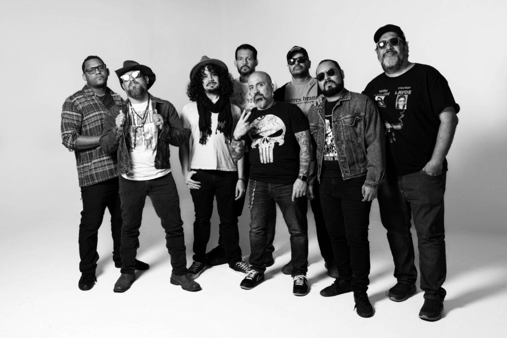 Los Inconformes en es lo mazzz