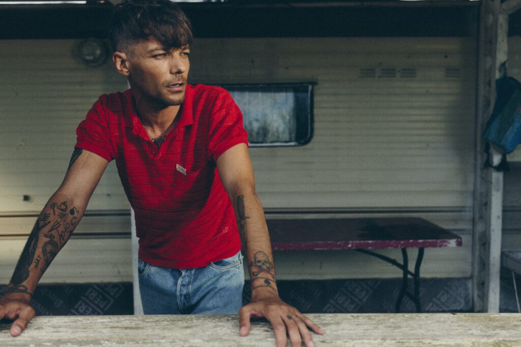 louis Tomlinson lemonade en es lo mazzz