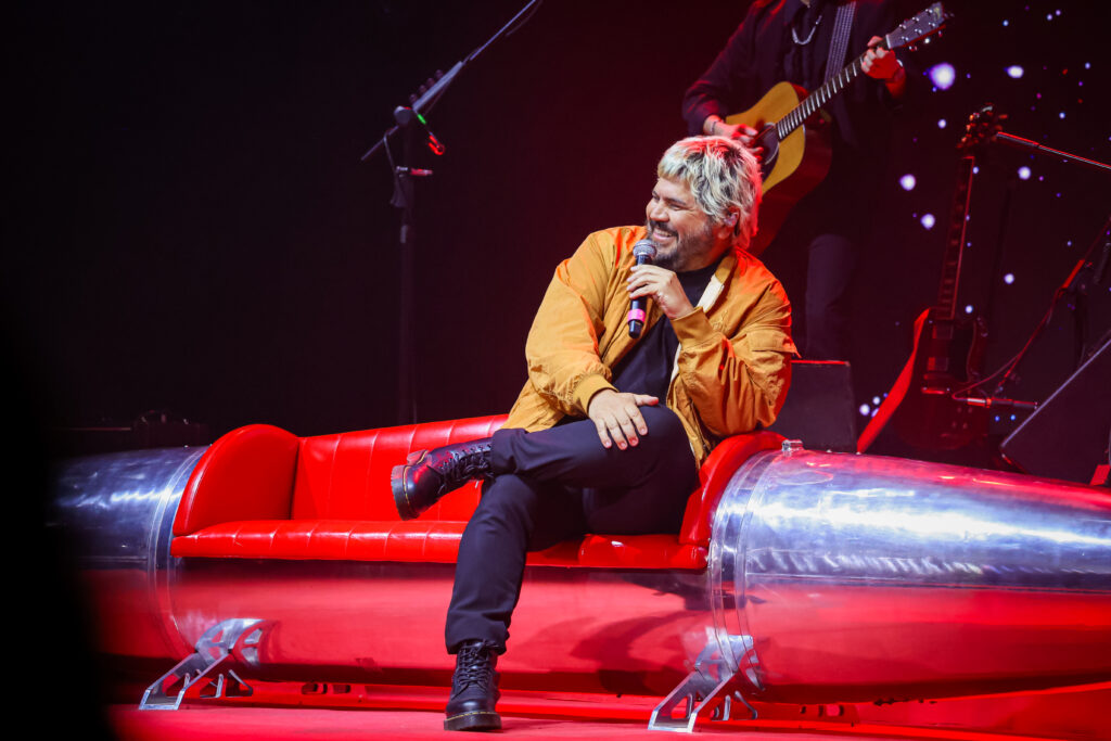 Turf y Santiago Motorizado en es lo mazzz