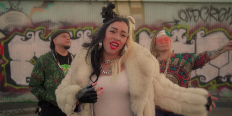 Chika di estrena en es lo mazzz