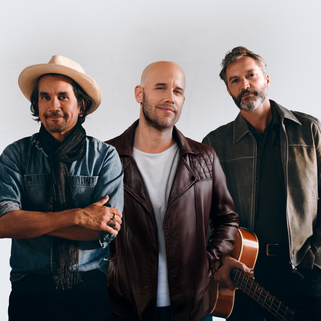 Bacilos y Gian Marco reviven “Viejo”, un clásico del pop latino