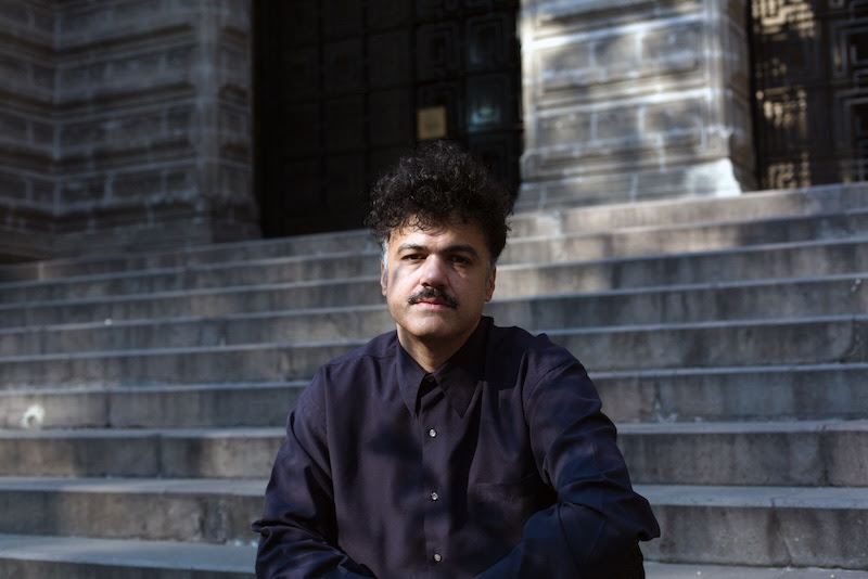 Alex Ferreira presenta El Arte de Esperar, un disco que convierte la pausa en luz en es lo mazzz