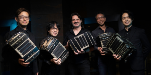 Pablo Jaurena presenta “Flores Negras” y convierte el bandoneón en un puente global