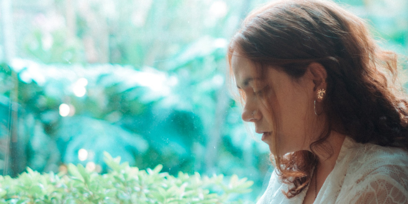 Catalina Marín convierte la memoria y el duelo en canciones que se sienten