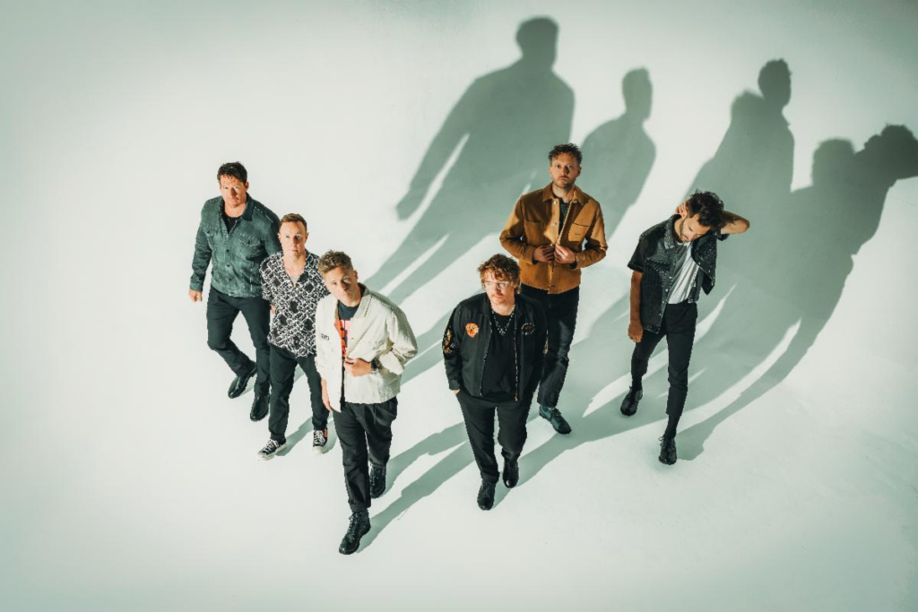 One Republic vuelve a lo esencial con “Need Your Love”