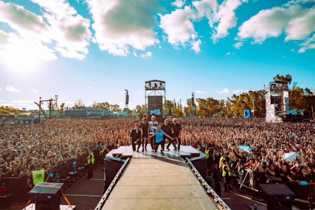VIRUS revive “Sin disfraz” en vivo desde Quilmes Rock