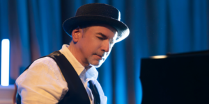 Alvaro Peire presenta el videoclip de “Tren Nocturno” y adelanta la experiencia visual de sus próximos conciertos
