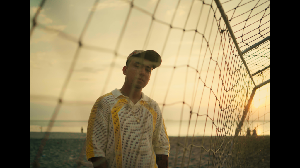 Javi Meléndez transforma el vallenato en un lenguaje afrobeat con “Un Vallenato”