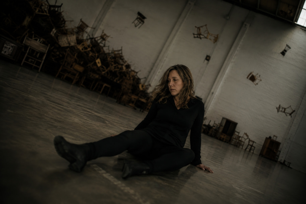 Nereida Fau estrena “Qué sabrás tú del mar”, una canción donde la emoción navega entre la calma y la tormenta