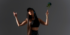 Alba Cantos irrumpe con 'Al Filo', un EP debut que reinventa el flamenco urbano